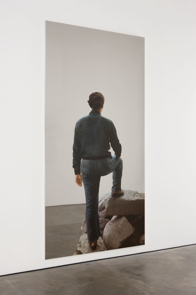 Michelangelo Pistoletto
Uomo di schiena, sulla roccia (Man from the back, on rocks), 2008
Silkscreen print on mirror-polished stainless steel
98 3/8 x 49 1/4 inches
(250&amp;nbsp;x 125&amp;nbsp;cm)