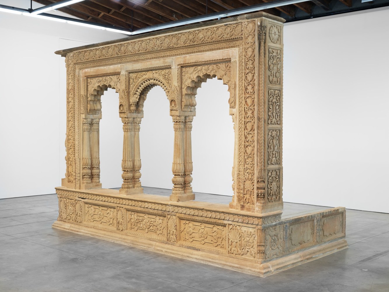 Pleasure Pavilion, Late 18th or early 19th century
Sandstone and brick
180 x 144 x 144 inches
(457.2 x 365.76 x 365.76 cm)