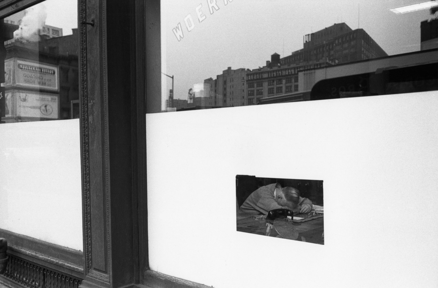 Lee Friedlander
New York City, 1964 / printed 1960s
Gelatin silver print
Image: 6 3/8 x 9 3/4 inches&amp;nbsp;
Sheet: 7 x 11 inches