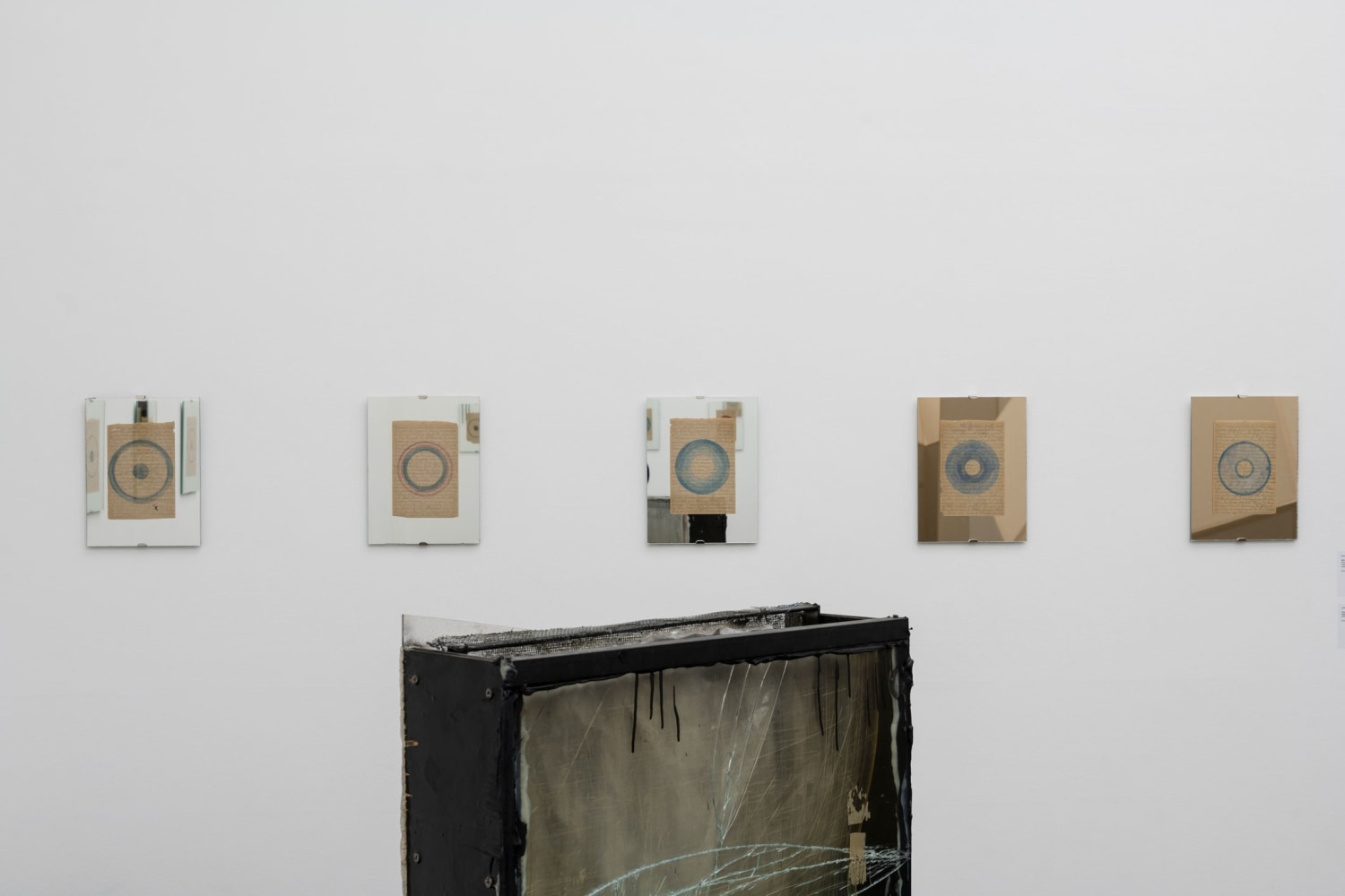 Oscar Tuazon
Owens Valley Water War, 2019
Watercolour paint and colour pencil on original letter sheets of mirror and glass metal brackets 40 panels
Installation view of Water School&amp;nbsp;at Bergen Kunsthall, Norway
January 27 &amp;ndash; April 9, 2023
Photo: Thor Br&amp;oslash;dreskift,&amp;nbsp;Courtesy of the artist and STANDARD (OSLO), Oslo