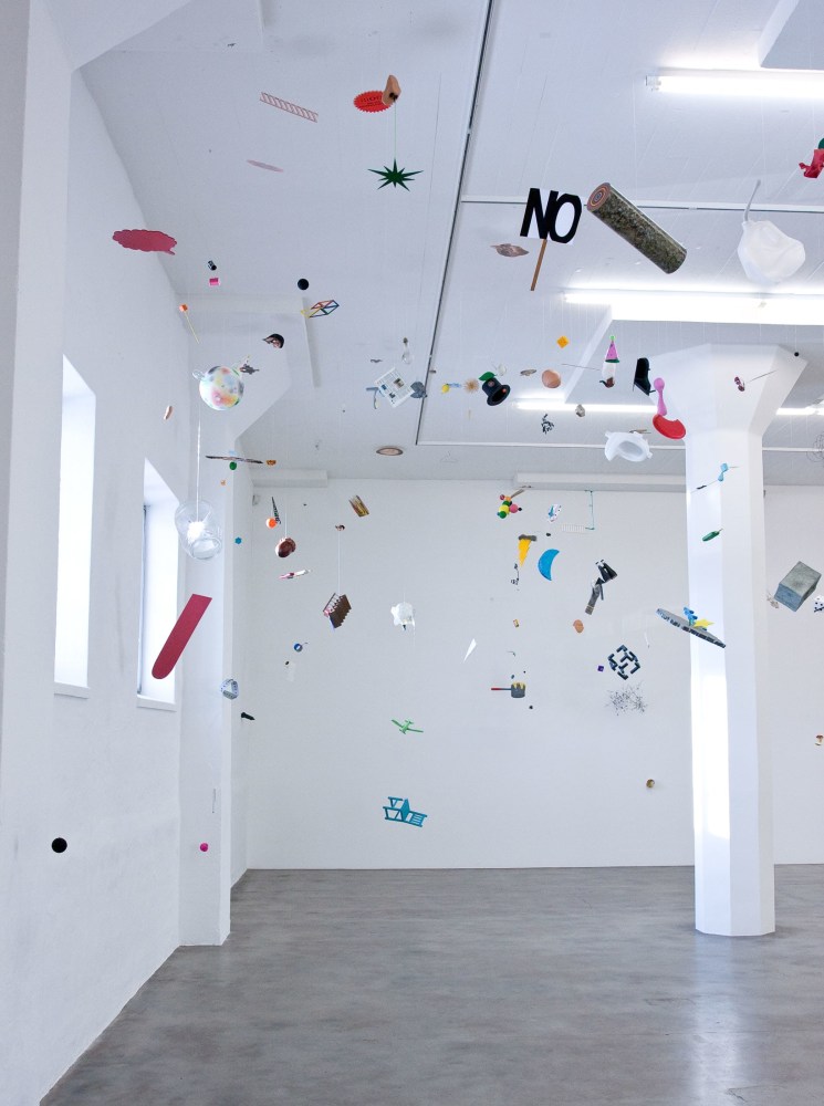Tom Friedman
Up in the Air, 2010
Mixed media
Variable dimensions
Installation at Magasin 3 Konsthall, Stockholm