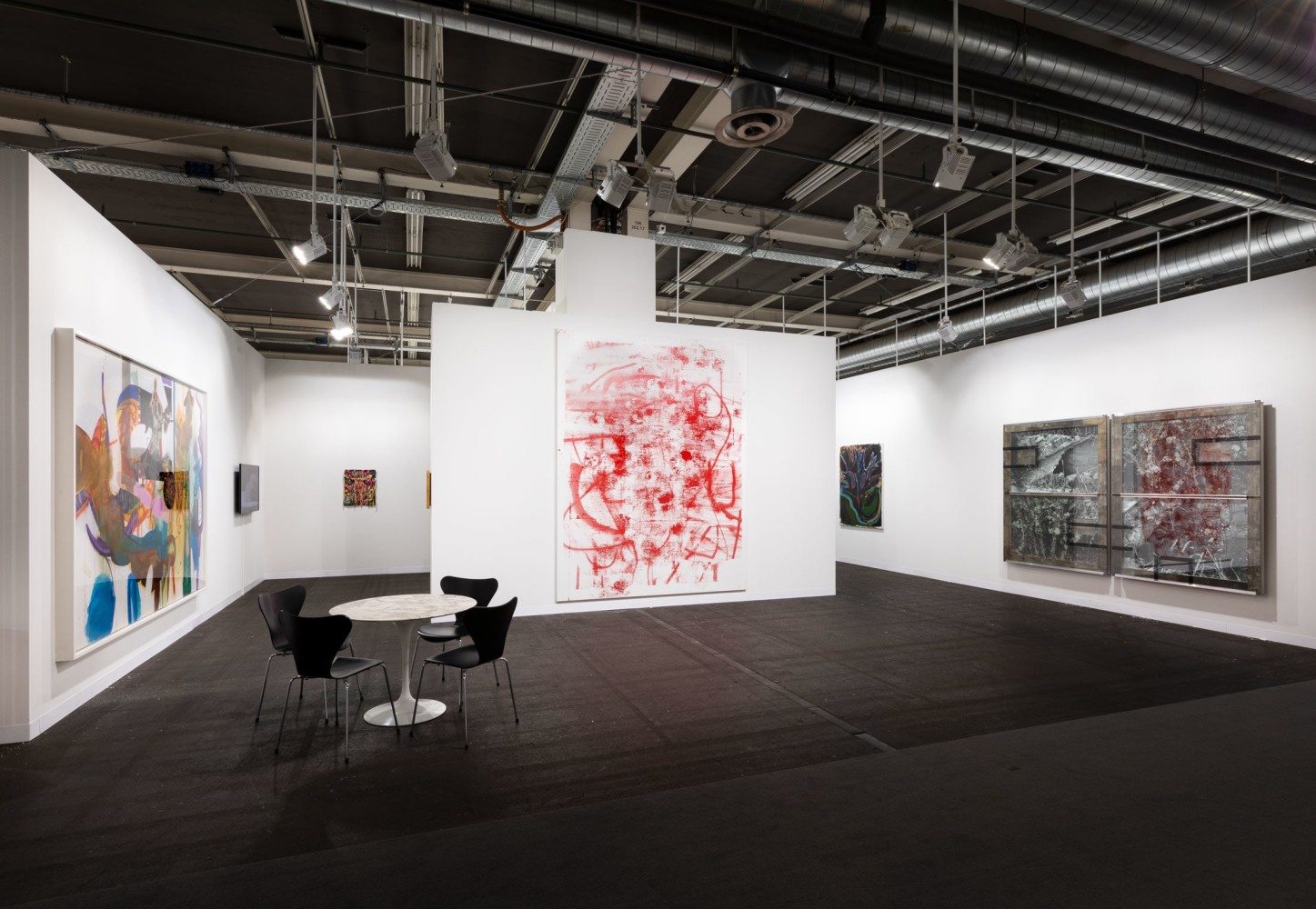 Luhring Augustine

Art Basel, Booth A3

Installation view

2019

Pictured from left: Albert Oehlen, Simone Leigh, Christina Forrer, Christopher Wool, Josh Smith, Reinhard Mucha