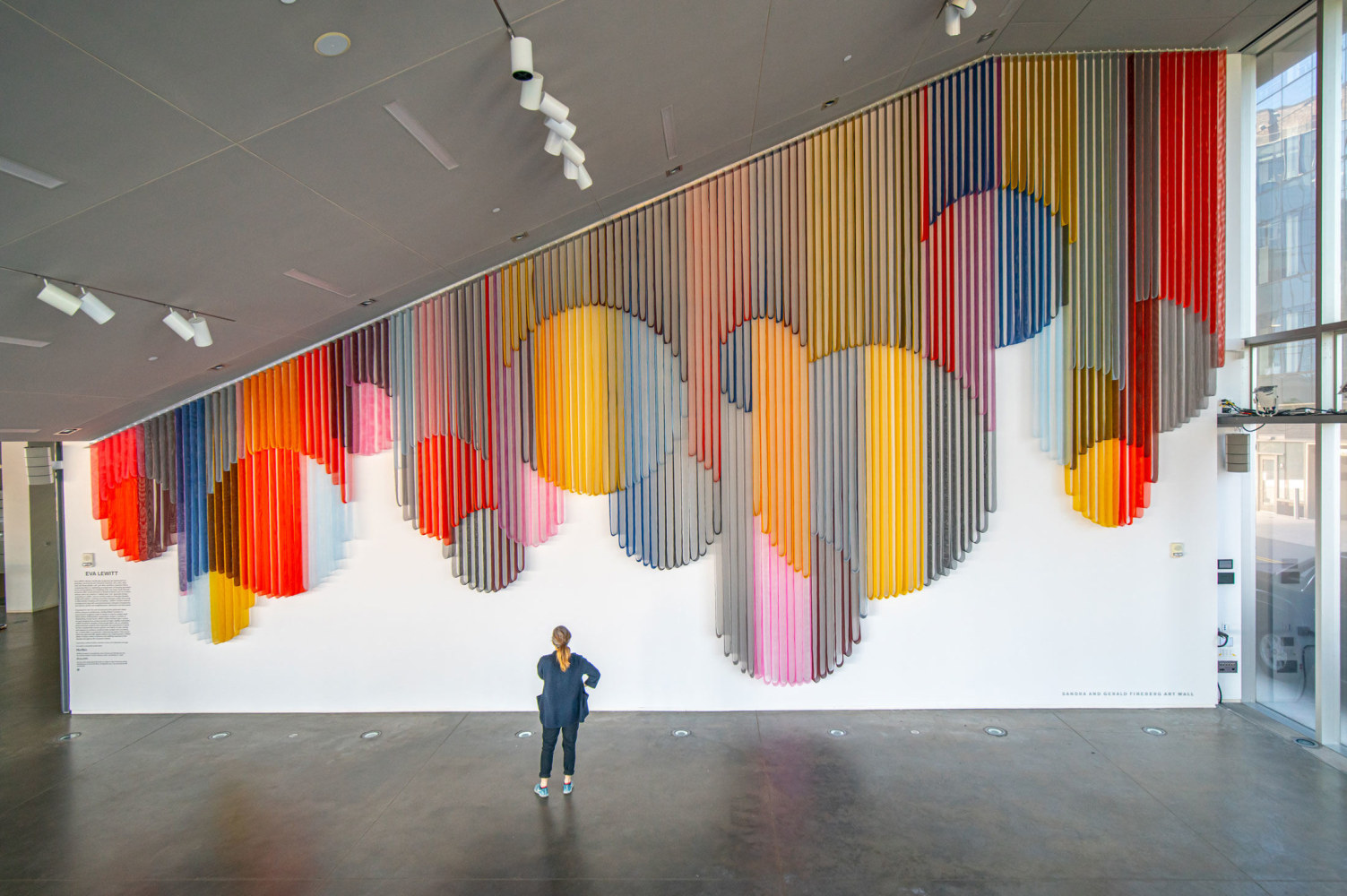 Eva LeWitt
Untitled (Mesh Circles), 2021
Installation view at&amp;nbsp;the Institute of Contemporary Art/Boston, 2021
Image courtesy of ICA/Boston
Photo by Ernesto Galan