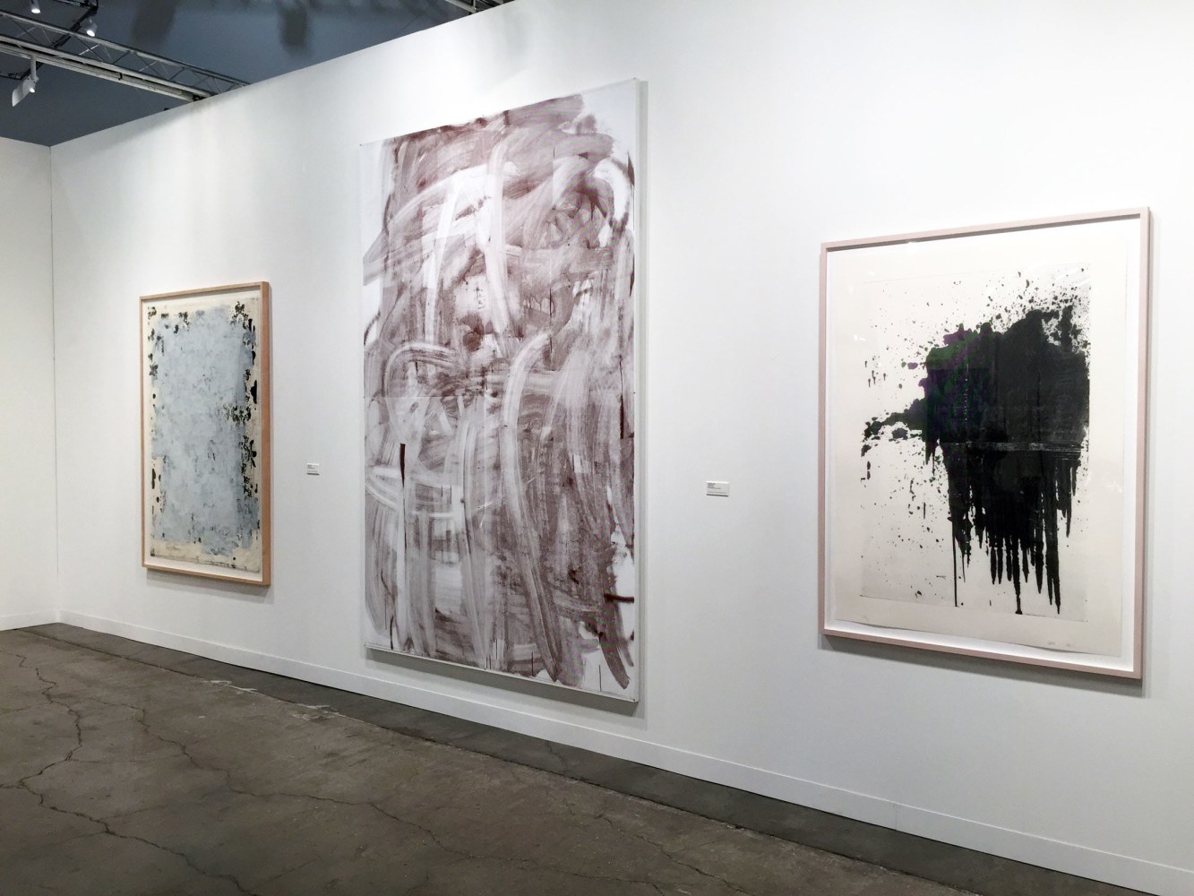 Luhring Augustine&amp;nbsp;

Art Basel Miami Beach&amp;nbsp;

Installation view&amp;nbsp;

2014

Pictured: Christopher Wool