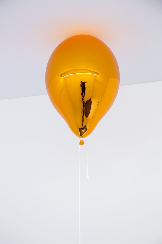 Jeppe Hein

One Wish for You (medium orange essence)

2020

Glass fiber reinforced plastic, chrome lacquer (medium orange essence), magnet, string (white smoke)

15 3/4 x 10 1/4 x 10 1/4 inches (40 x 26 x 26 cm)

Edition&amp;nbsp;of 3, with 2AP

JH 564

&amp;euro;21,000

&amp;nbsp;

INQUIRE