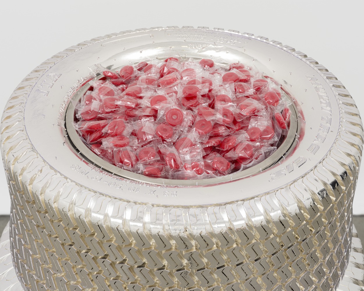 Rob Pruitt

People Feeder (Life is a Bowl of Cherries: Individually Wrapped Cherry Lifesavers)

2023

Chromed tires

31 3/4 x 24 x 24 inches (80.6 x 61 x 61 cm)

RPR 316

$65,000