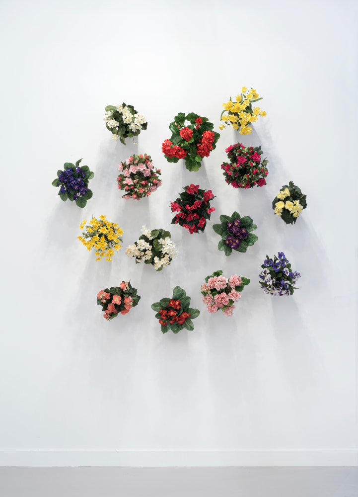 Hans-Peter Feldmann

Flower Pot

Mixed media

Dimensions variable

15 flower pots

HPF 197

&amp;nbsp;

INQUIRE