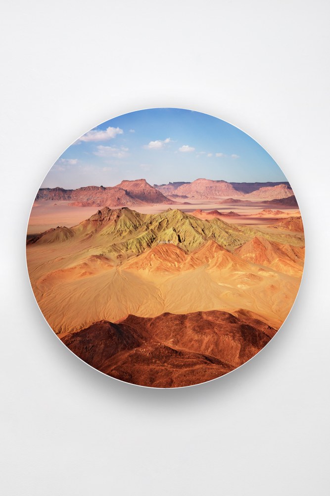 Doug Aitken

Earthwork: Aperture series

2019

Chromogenic transparency on acrylic in aluminum lightbox with LEDs

46 1/4 inches (117.5 cm) diameter

7 1/2 inches (19.1 cm) depth

Edition&amp;nbsp;of 4, with 2 AP

DA 653

&amp;nbsp;

INQUIRE