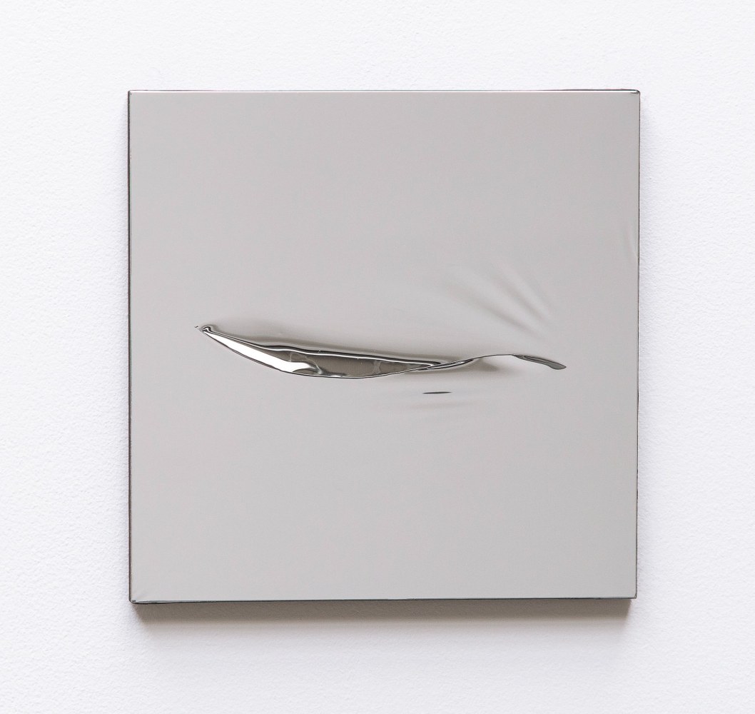 Jeppe Hein

My Mirror #13

2020

Mirror foil on aluminum frame

11 7/8 x 11 7/8 inches (30 x 30 cm)

Unique

JH 576

&amp;nbsp;

INQUIRE