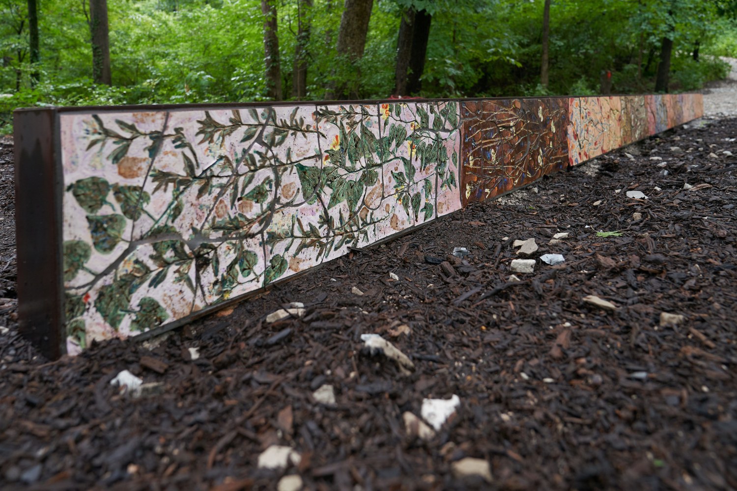 Sam Falls

Super Bloom

2019

Glazed ceramic, steel i-beams

14 inches x 14 inches x 30 ft (35.6 x 35.6 x 914.4 cm)

SFA 290

&amp;nbsp;

INQUIRE