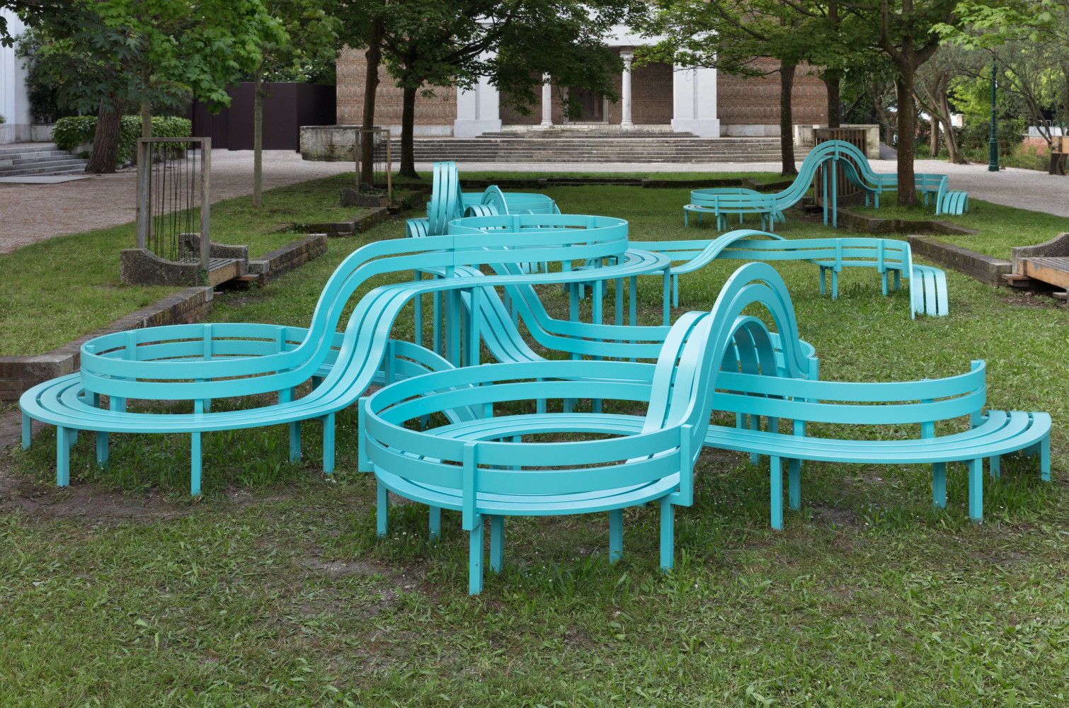 Jeppe Hein

Modified Social Bench for Venice #01

2019

Powder coated aluminum

57 1/8 x 220 7/8 x 209 1/2 inches (145 x 561 x 532 cm)

Edition of 3, with 2 AP

JH 517