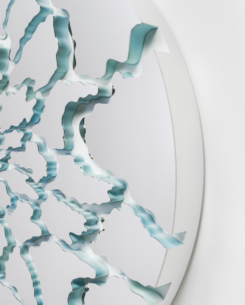 Doug Aitken

Terra (camouflage 111-175C)

2023

Wood, polished stainless steel, paint

46 x 46 x 4 3/4 inches (116.8 x 116.8 x 12.1 cm)

DA 831

$200,000