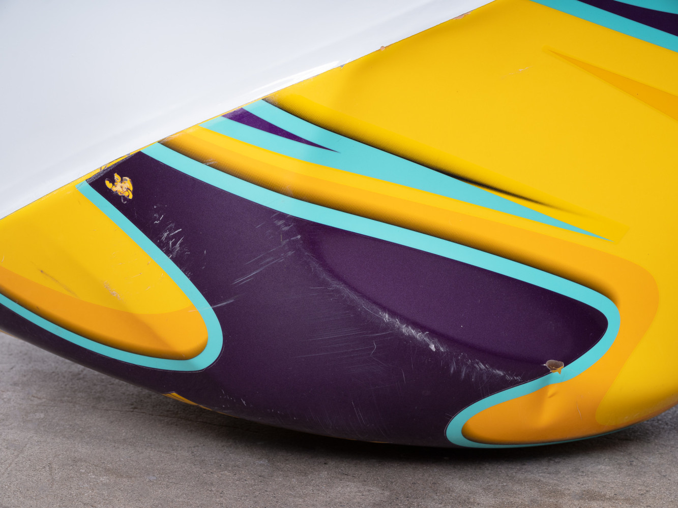 Elad Lassry

Untitled (Carrier, Yellow)

2019

Welded and painted steel

32 1/4 x 19 1/2 x 15 inches (81.9 x 49.5 x 38.1 cm)

Unique

EL 514

$35,000

&amp;nbsp;

INQUIRE