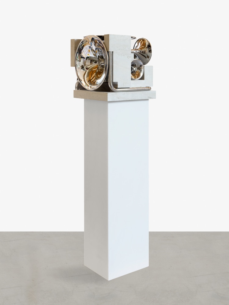 ALICJA KWADE
Amás Matter
2022
Stone, stainless steel, marble
59 x 15 3/4 x 15 3/4 inches (150 x 40 x 40 cm)
AKW 832
€85,000