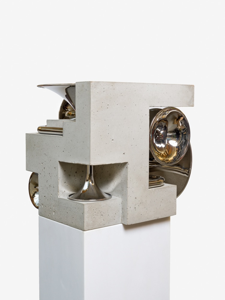 Alicja Kwade

Am&amp;aacute;ss

2022

Stainless steel, concrete, marble

58 x 16 3/4 x 16 3/4 inches (147.5 x 42.5 x 42.5 cm)

AKW 830

SOLD