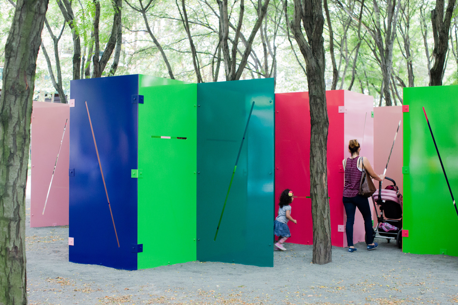Sam Falls

Untitled (Maze)

2014

UV powder coated aluminum, Non-UV powder coated aluminum, UV exterior powder coated stainless steel brackets

96 x 312 x 312 inches (243.8 x 792.5 x 792.5 cm)

Installation view:&amp;nbsp;Light Over Time, Public Art Fund, New York, 2014

&amp;nbsp;

INQUIRE