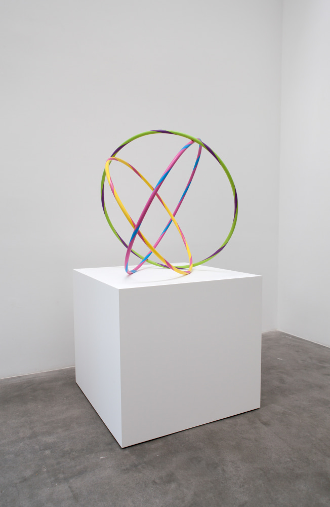 Matt Johnson

Nesting Hula-Hoops

2013

Stainless steel, paint

Approximate dimensions:

36 x 36 x 36 inches&amp;nbsp;

(91.4 x 91.4 x 91.4 cm)

Edition&amp;nbsp;of 3, with 2 APs

MJ 75

&amp;nbsp;

INQUIRE