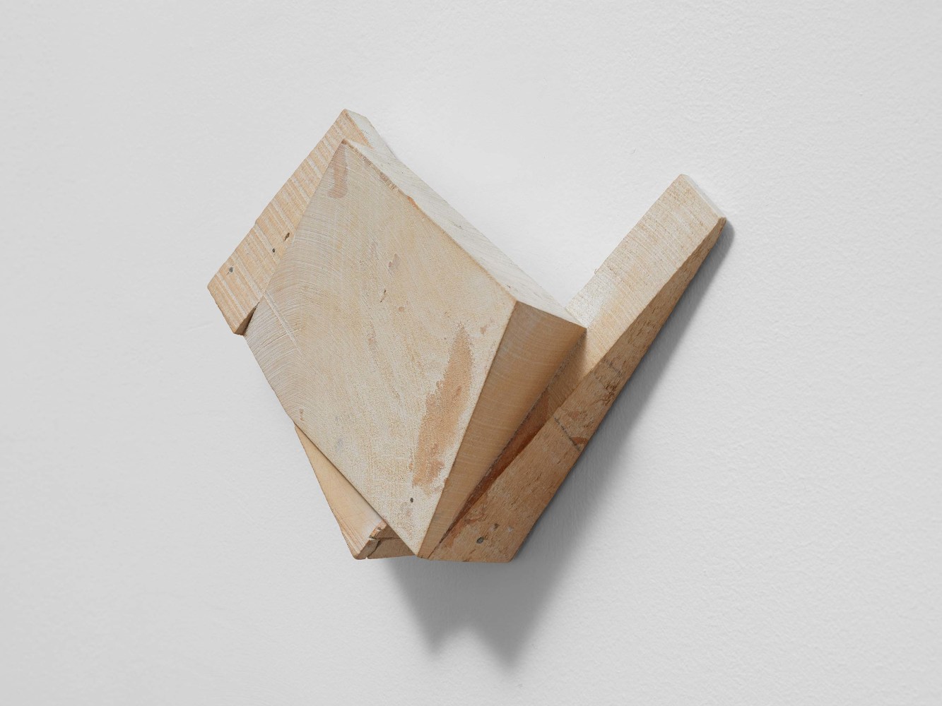 Joel Shapiro (b. 1941)

untitled, 1979

Wood and white primer

6 1/2 x 8 1/2 x 2 1/4 inches