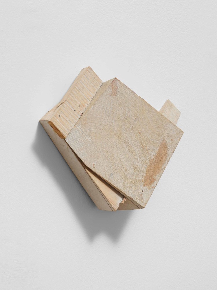 Joel Shapiro (b. 1941)

untitled, 1979

Wood and white primer

6 1/2 x 8 1/2 x 2 1/4 inches