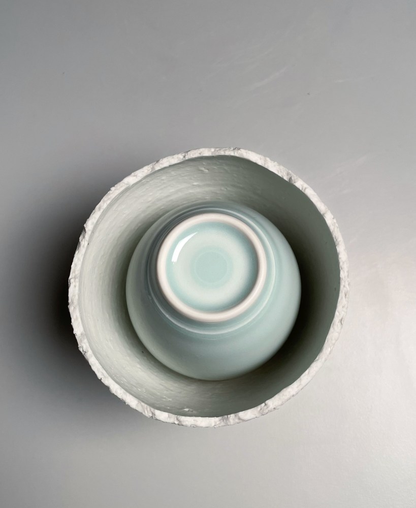 Yagi Akira - Carved, Round, Seihakuji (bluish-white-glazed) Incense ...