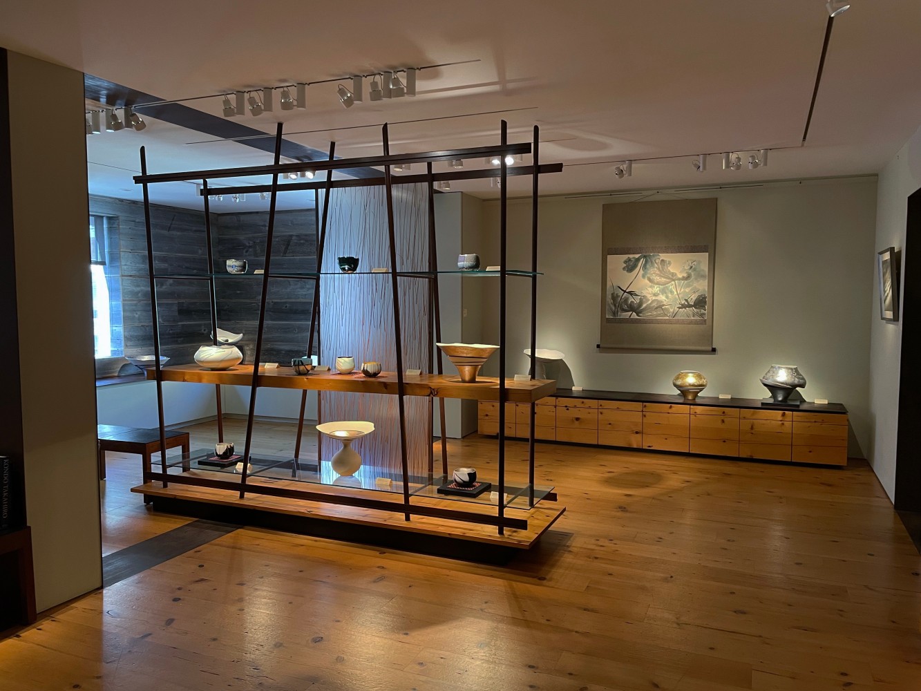 Quiet Elegance:                   Fukumoto Fuku