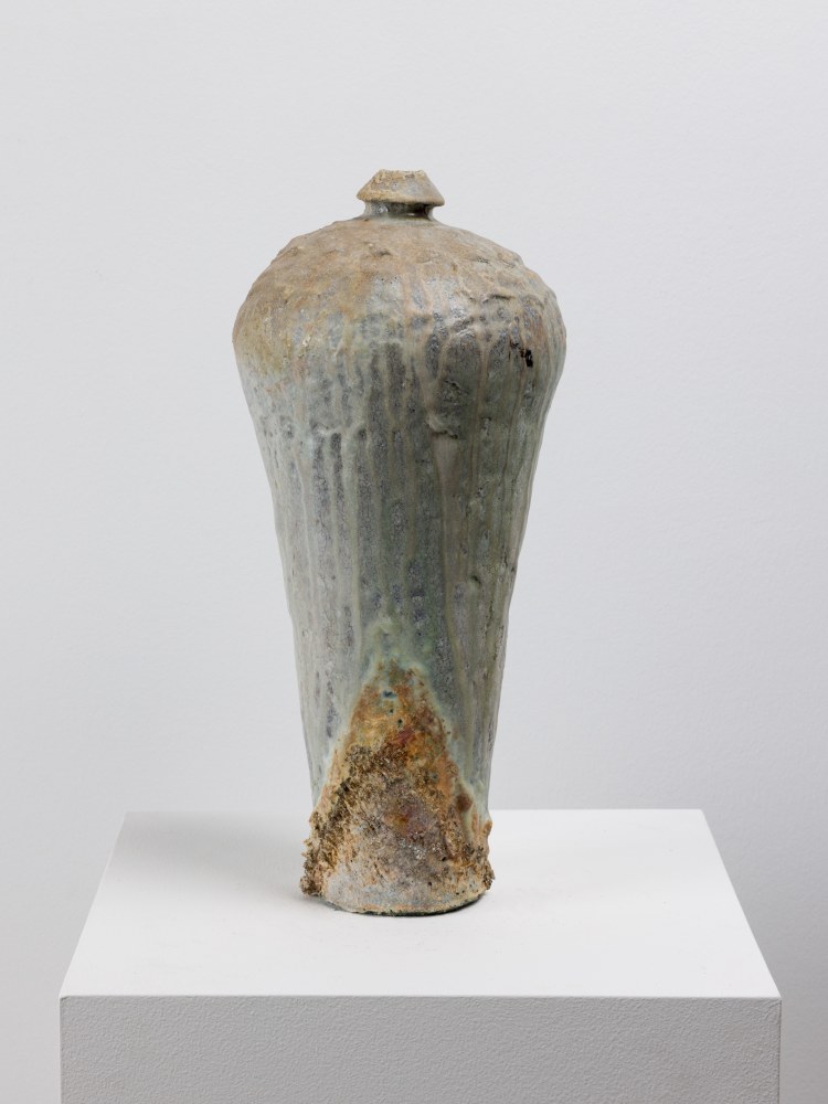 Soft Shoulder Vessel, 2025
Wood-fired stoneware, oxides and glaze
20 &amp;times; 9 &amp;times; 9 inches
50.8 &amp;times; 22.9 &amp;times; 22.9 cm