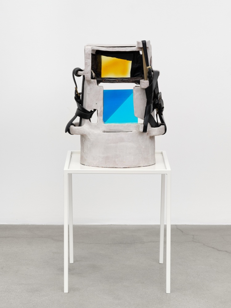 Sahar Khoury

Untitled (split window, yellowfins and blue mirror with four handles and black belts), 2021

ceramic, architectural glass test pieces, leather belts, silicone

20 &amp;times; 10 &amp;times; 15 in (50.80 &amp;times; 25.40 &amp;times; 38.10 cm)