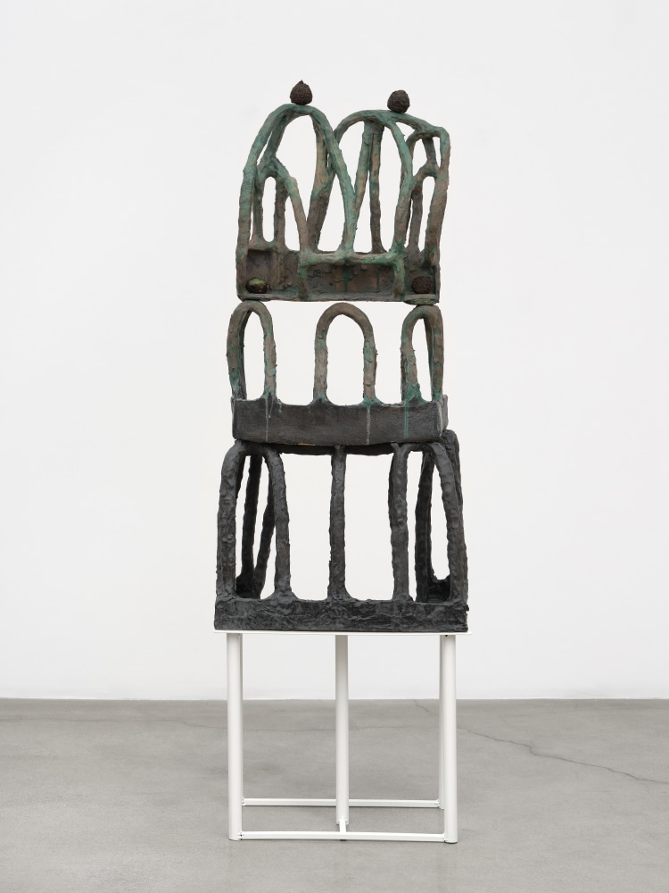 Sahar Khoury

Untitled (falafel column), 2022

ceramic, bronze, powder coated steel

58 &amp;frac14; &amp;times; 19 &amp;frac34; &amp;times; 12 &amp;frac14; in (147.96 &amp;times; 50.17 &amp;times; 31.12 cm)