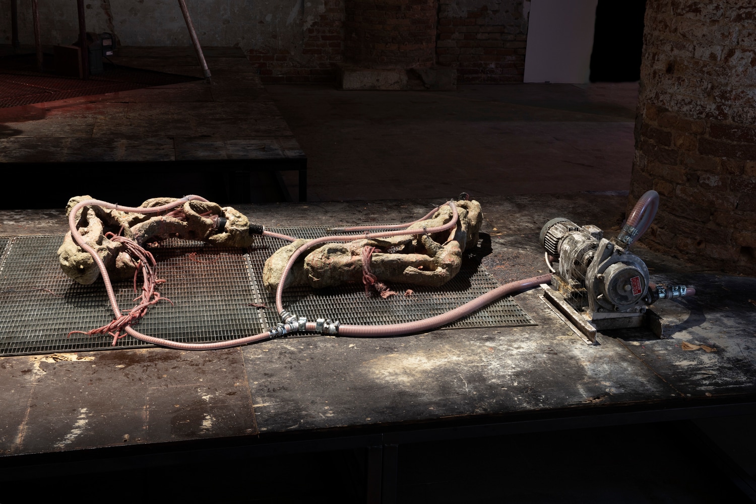 Mire Lee, Installation view of&amp;nbsp;Endless House: Holes and Drips, 2022,&amp;nbsp;The Milk of Dreams,&amp;nbsp;La Biennale di Venezia. Photo: Sebastiano Pellion di Persano