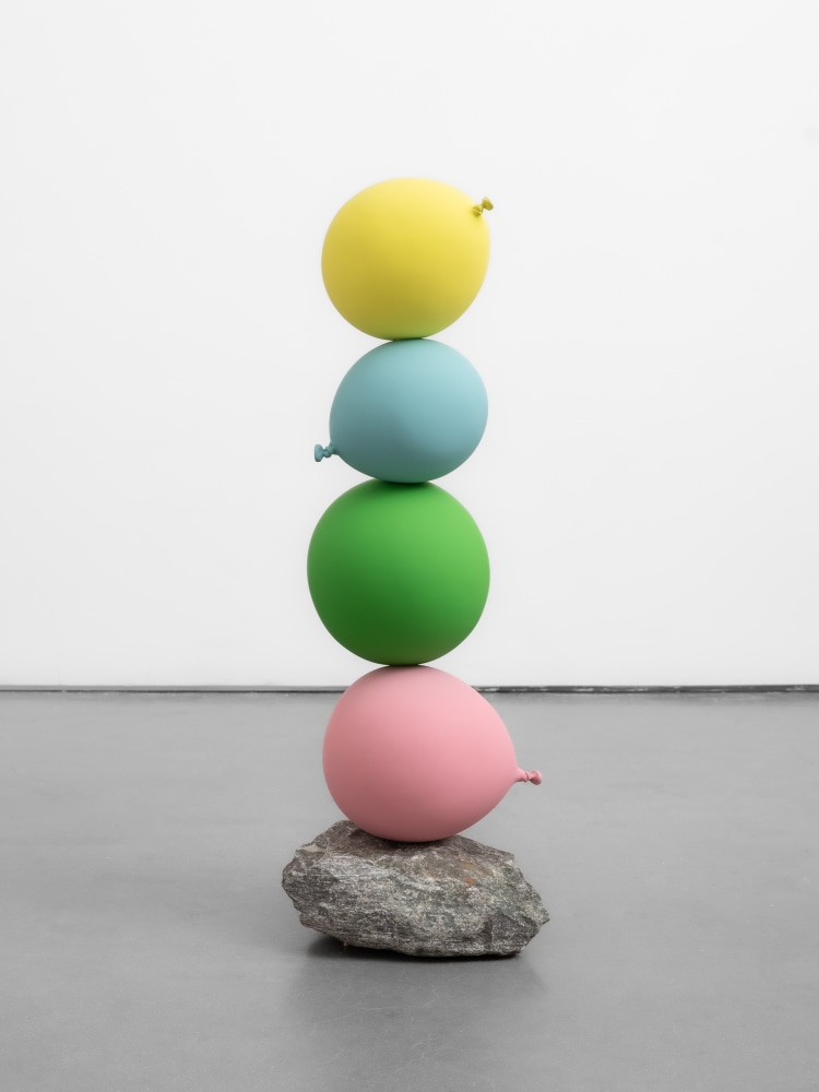 Gimhongsok (b. 1964)

Untitled (short people)

Lemon, Cadet Blue, Lime Green, Pink, 2022

Cast bronze, water-borne car paint

35 13/16 x 11 13/16 x 11 13/16 inches

91 x 30 x 30 cm