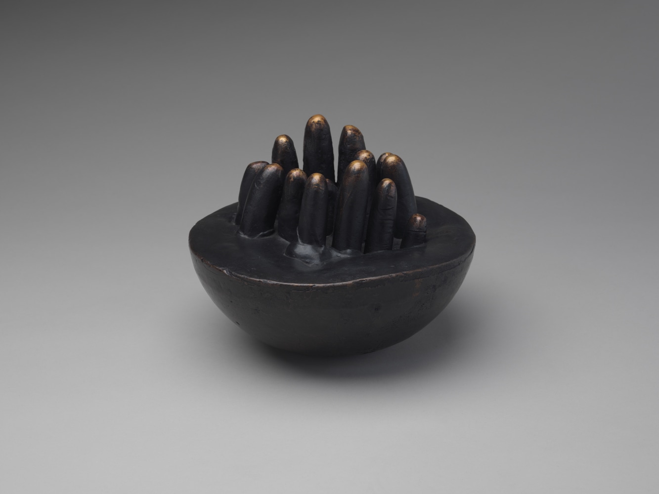 Louise Bourgeois (1911-2010)
Untitled (Germinal), 1967-1995
Bronze, dark, polished patina
6 1/2 x 8 1/2 x 8 1/2 in
16.5 x 21.6 x 21.6 cm
Edition of 15