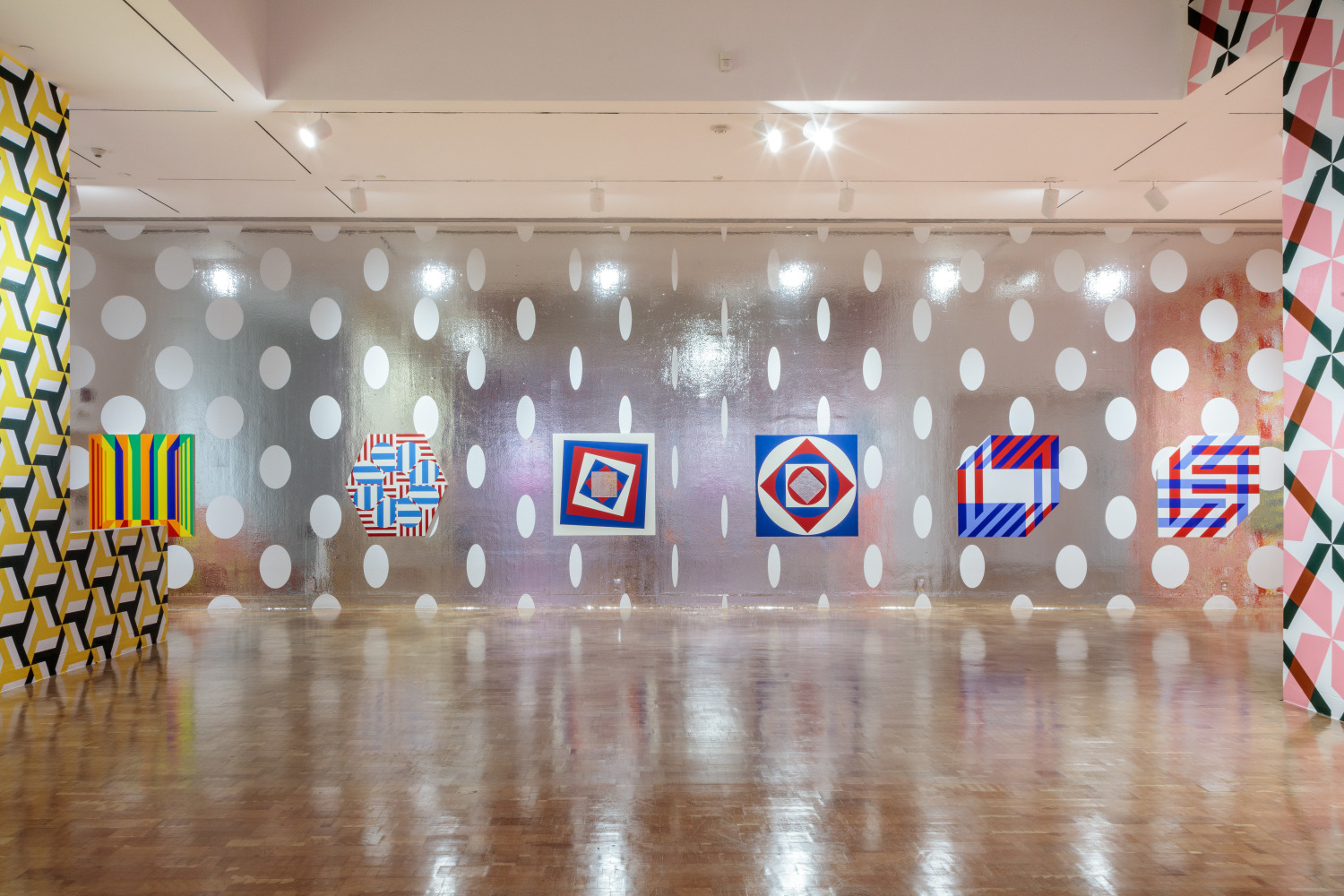 Los Angeles, CA: Pacific Design Center Design Gallery, &amp;#39;Jim Isermann: WRAPTURE,&amp;#39; 2 May 2024 - 29 June 2024
Image: Joshua White / JWPictures.