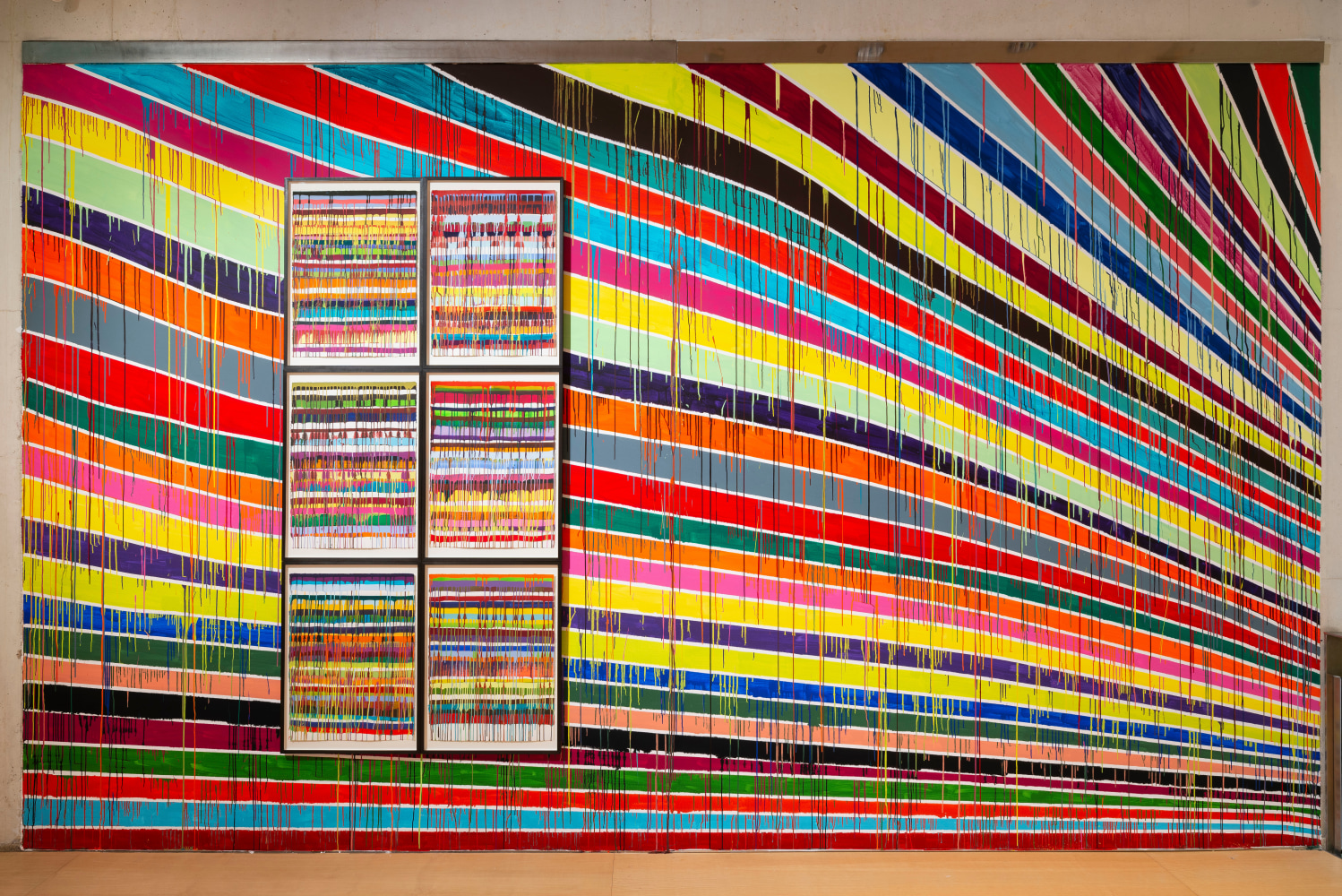 Installation view of &amp;quot;WHATWETHINKASINSIGNIFICANTPROVIDESTHEPURESTAIRWEBREATHE&amp;quot; at Es Baluard Museu, Palma, Spain.
&amp;copy; Es Baluard Museu /&amp;nbsp;Markus Linnenbrink, VEGAP, Illes Balears, 2025.
Photo: David Bonet.