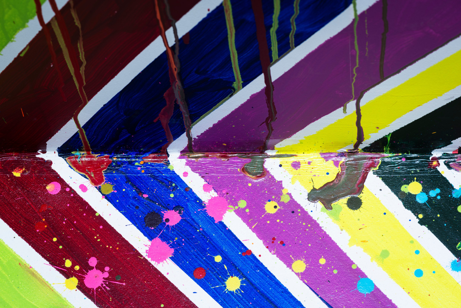 Installation view of &amp;quot;WHATWETHINKASINSIGNIFICANTPROVIDESTHEPURESTAIRWEBREATHE&amp;quot; at Es Baluard Museu, Palma, Spain.
&amp;copy; Es Baluard Museu /&amp;nbsp;Markus Linnenbrink, VEGAP, Illes Balears, 2025.
Photo: David Bonet.

&amp;nbsp;