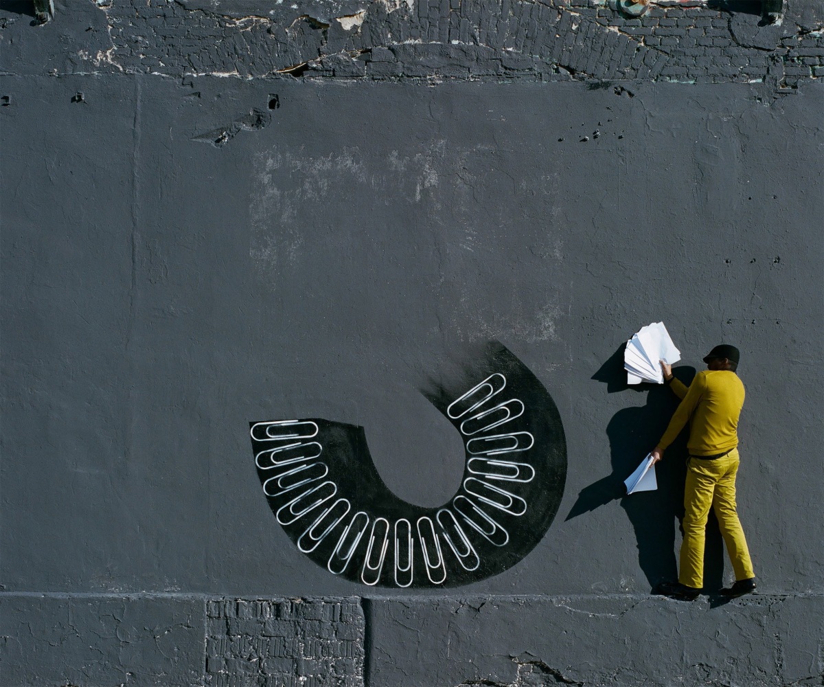 ROBIN RHODE

S, 2014 (detail)

C-print

Overall, framed:&amp;nbsp;49.21 x 74.8 inches

125 x 190 cm

Edition&amp;nbsp;of 5 with 2 AP
