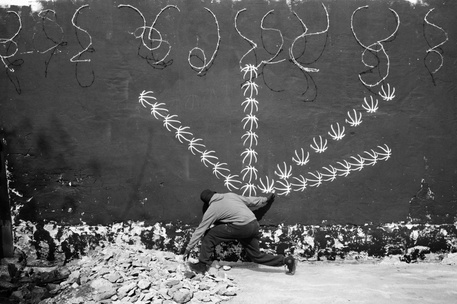 ROBIN RHODE

Four Plays, 2012&amp;ndash;2013 (detail)

Black and white inkjet print

Framed, overall:&amp;nbsp;71.81 x 103.31 inches

182.4 x 262.4 cm

Edition of 5 with 2 AP