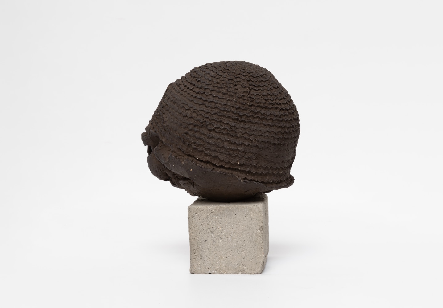 Maria Laet

Head, 2021 - 2023

Clay sculpture

16 x 15 x 12.5 cm
6 1/4 x 6 x 5 in

&amp;nbsp;