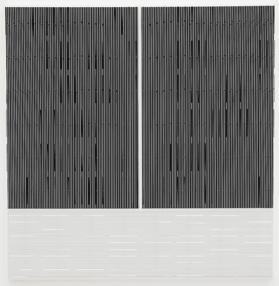Jes&amp;uacute;s Rafael&amp;nbsp;Soto

Tes blancs et noirs, 1990

Painting on wood and metal

102 x 102 x 17 cm
40 1/4 x 40 1/4 x 6 3/4 in

Unique