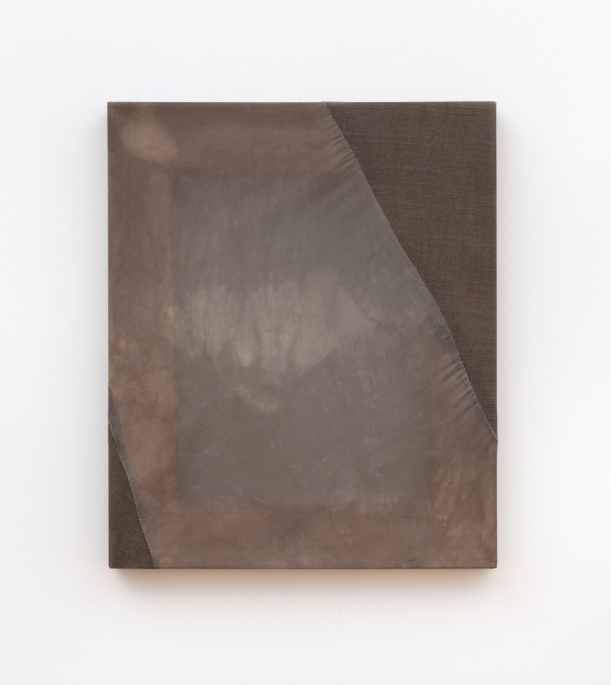 Martha Tuttle
Metronome Painting (5), 2024
Silk and dye
12 x 10 inches (30.5 x 25.4 cm)
(MTU24-07)