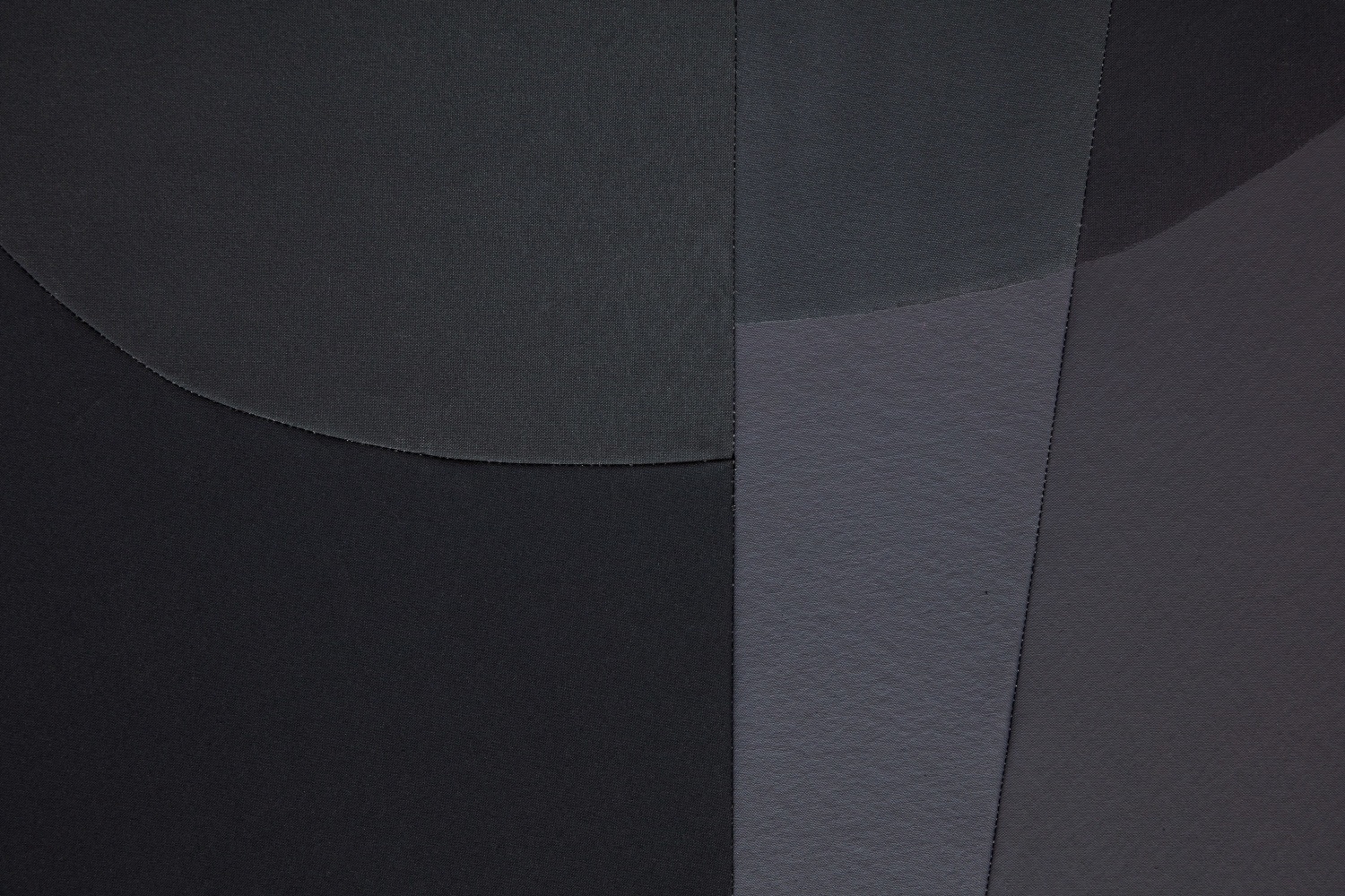Rebecca Ward

fast asleep, 2025

Diptych: acrylic and dye on stitched canvas

48 x 36 inches (122 x 91.4 cm), each
48 x 74 inches (122 x 188 cm), overall

(RWA25-05)