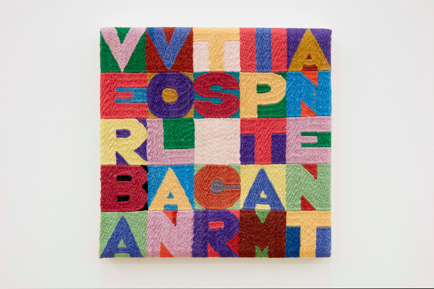 Alighiero e Boetti

Verba volant scripta manent, 1988

cotton thread embroidery on linen

8 1/2 x 8 1/2 inches (21.6 x 21.6 cm)