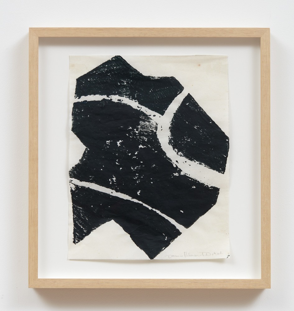 David Rabinowitch

Untitled (Black), 1962

Woodblock monotype

10 3/4 x 8 1/2 inches (27.3 x 21.6 cm)

(DR62-077)