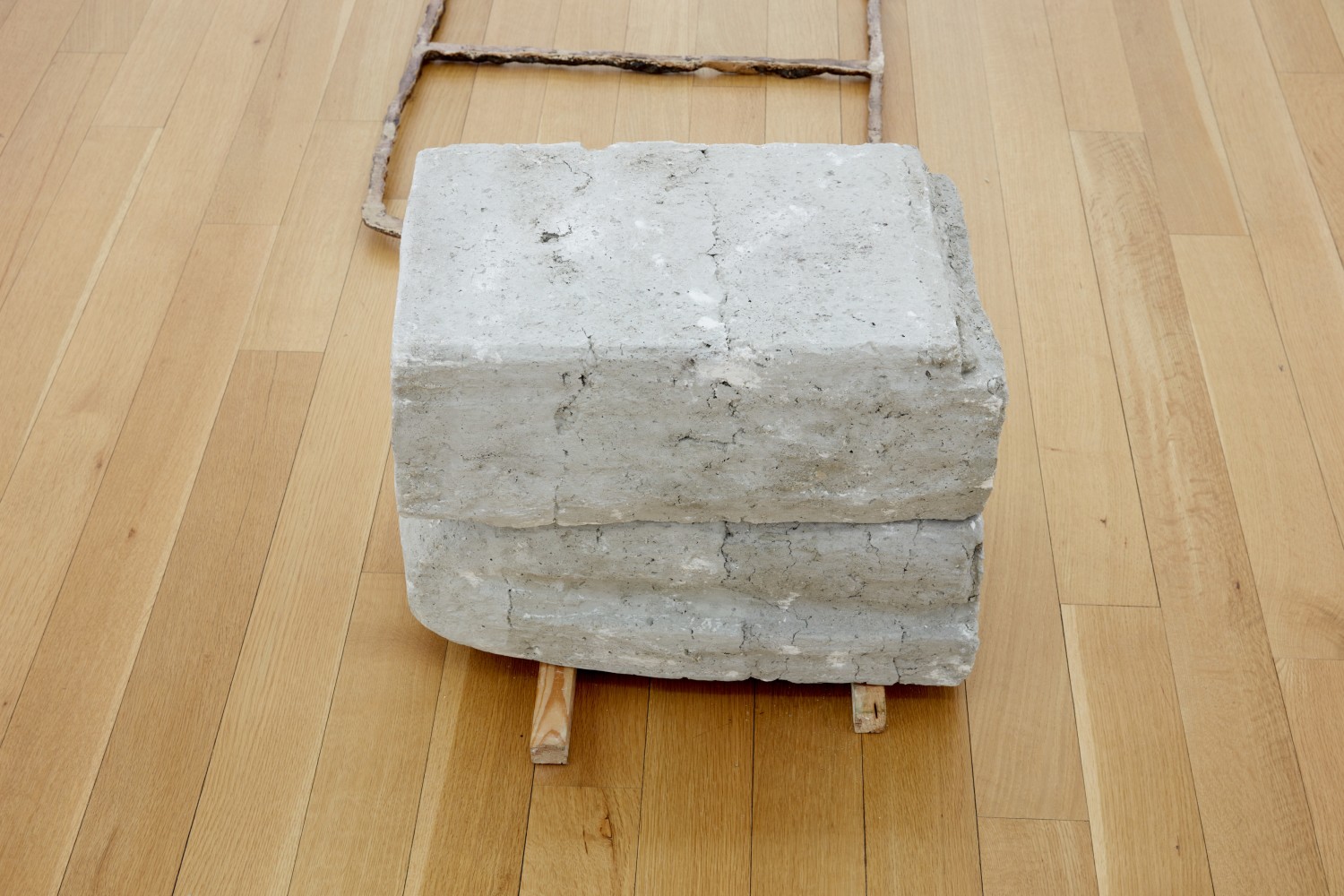 Esther Kläs BEGINNINGS, 2021 concrete, bronze, pigment and wood 18 x 68 x 27 inches (46 x 173 x 69 cm), overall