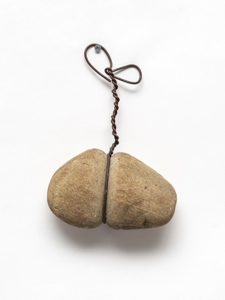 Seung-taek Lee

&amp;ldquo;Tied Stone&amp;rdquo;, 1981

Stone, wire

10 1/4 x 7 x 2 inches

26 x 18 x 5 cm

LEE 17