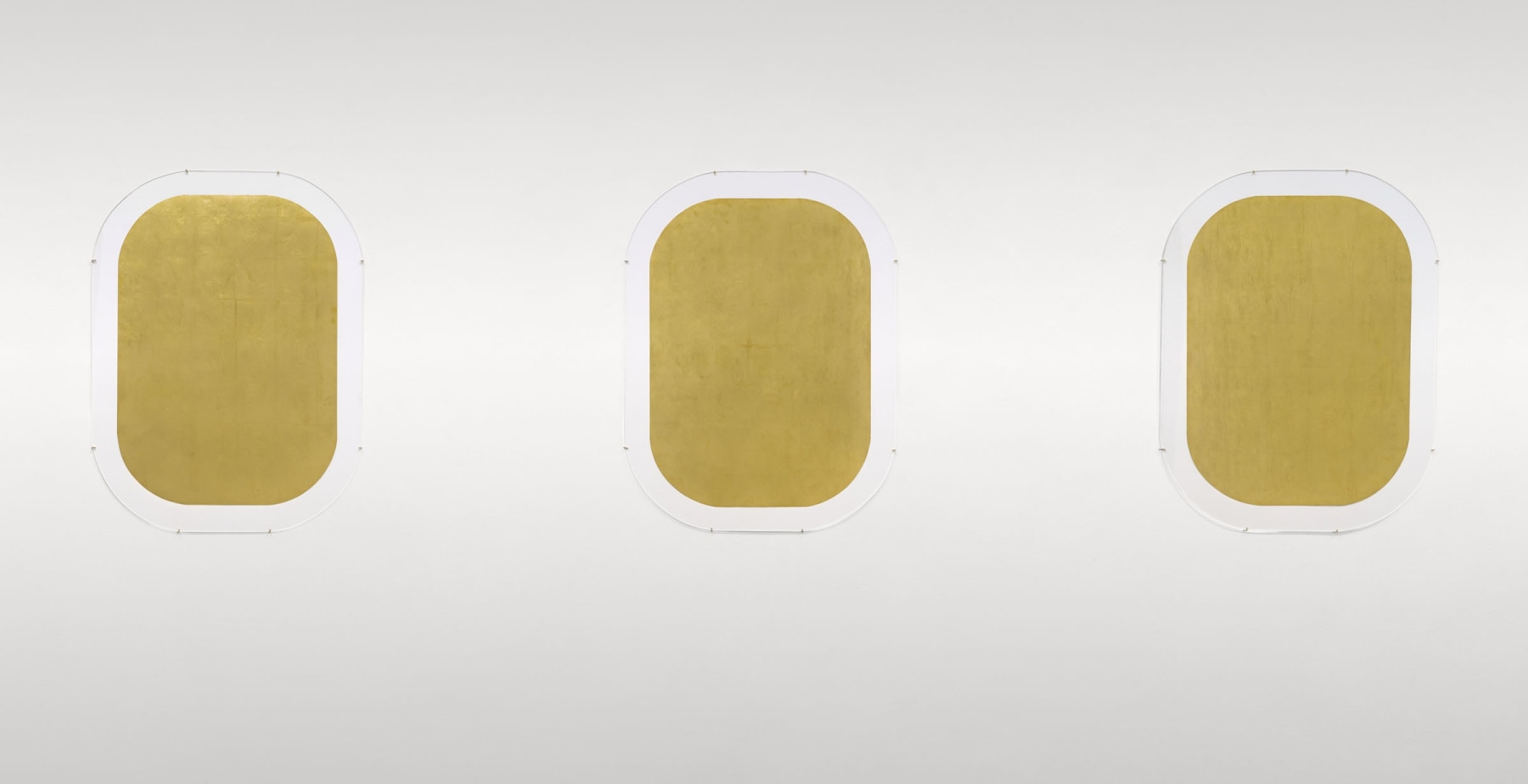 Invisible Questions That Fill the Air: James Lee Byars and Seung-taek Lee