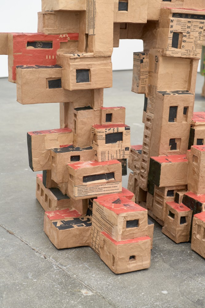 Dami&amp;aacute;n Ortega (1967), Gorilla building, 2019, detail image.