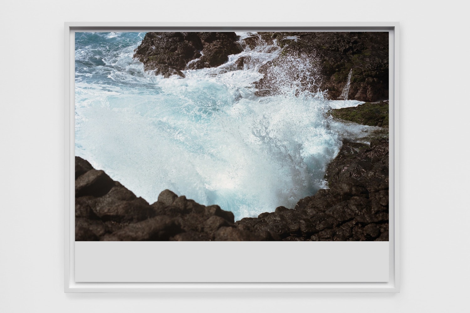 Wolfgang Tillmans
wave hitting rock II
2002
Inkjet print on paper
13 3/8 x 17 3/8 x 7/8 inches (34 x 44.1 x 2.2 cm)
