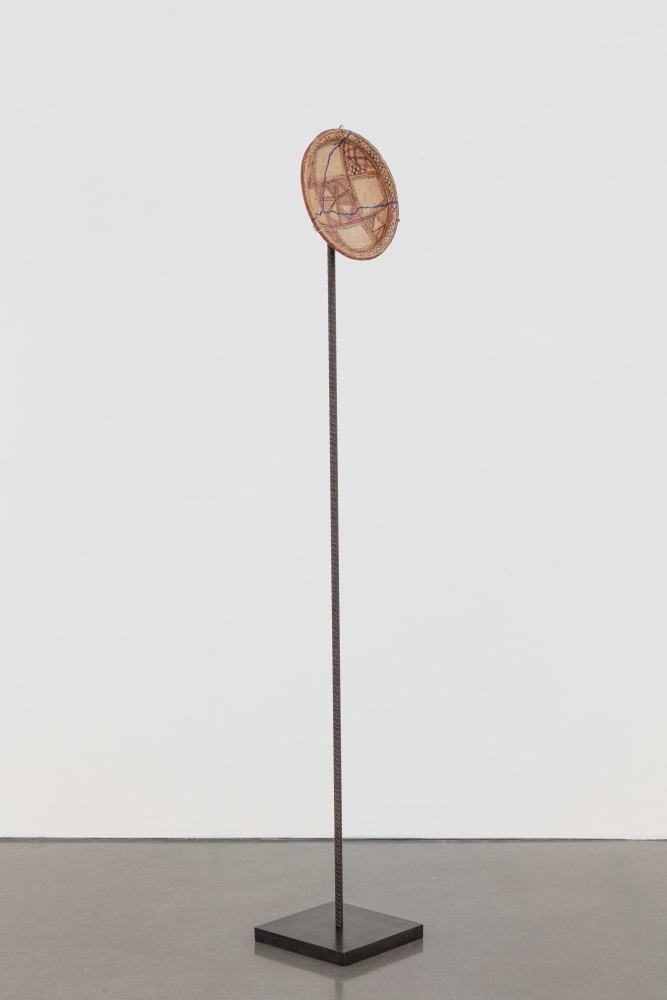 Kader Attia
Untitled
2020
Ceramic, terracotta, epoxy resin and steel plinth
Artwork Dimensions:
10 1/2 x 10 1/2 x 2 3/4 inches (26.7 x 26.7 x 7 cm)
Overall Dimensions:
66 1/2 x 10 x 9 3/4 inches (168.9 x 25.4 x 24.8 cm)