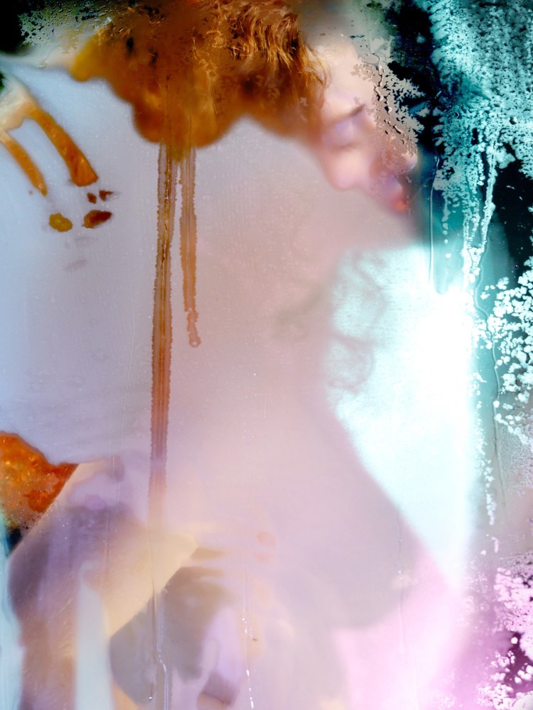 Marilyn Minter
Red Hots
2020
Enamel on metal
48 x 36 x 2 inches (121.9 x 91.4 x 5.1 cm)
$160,000