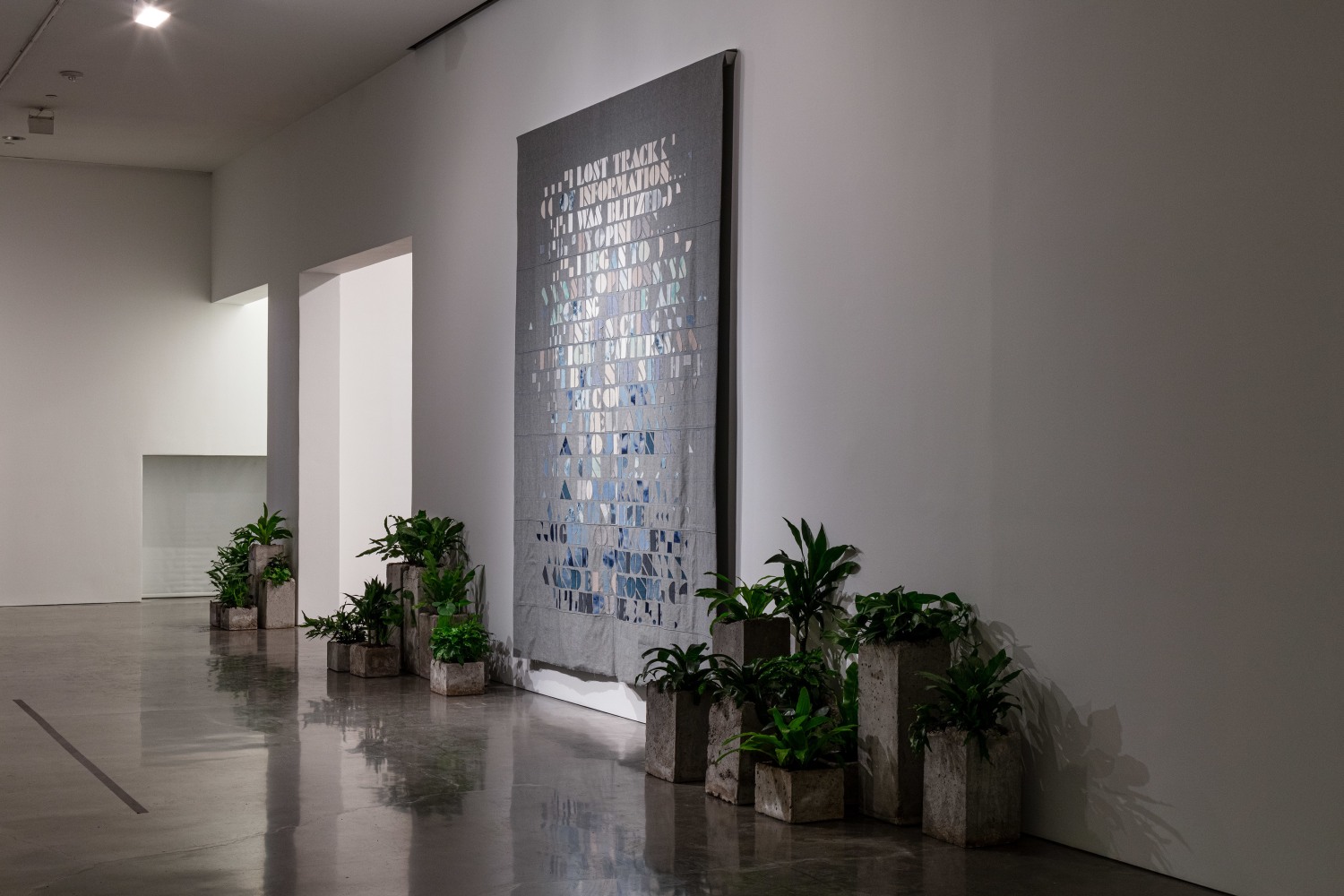 Installation view of&amp;nbsp;Doug Aitken
Flags and Debris

Regen Projects, Los Angeles
January 16 &amp;ndash; March 13, 2021